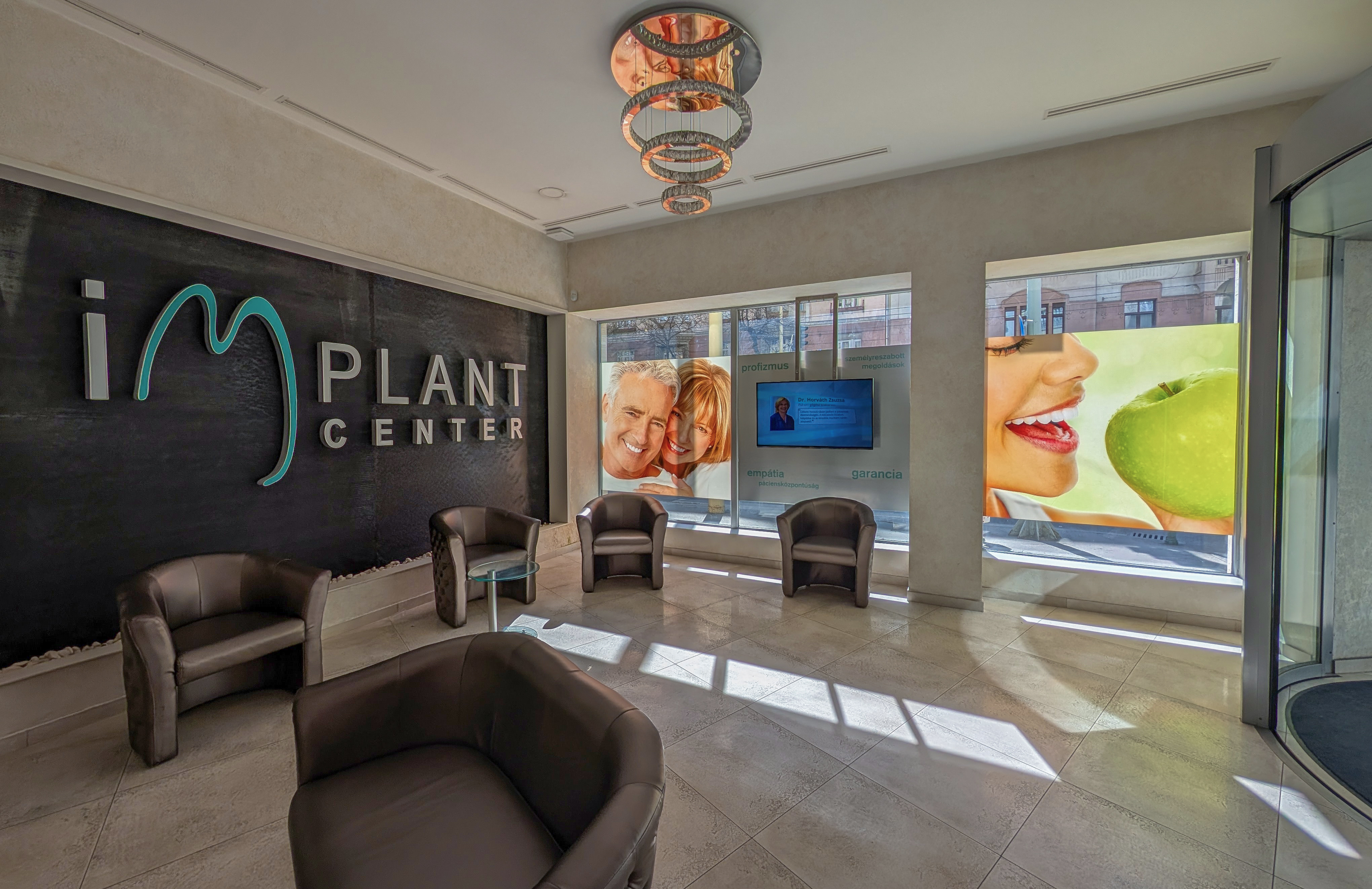 Modern dental clinic at Margit Boulevard